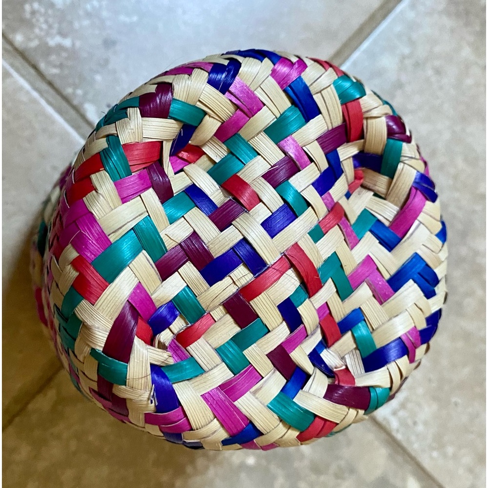 🆕 Handmade Lidded Mini Palm Leaf Basket